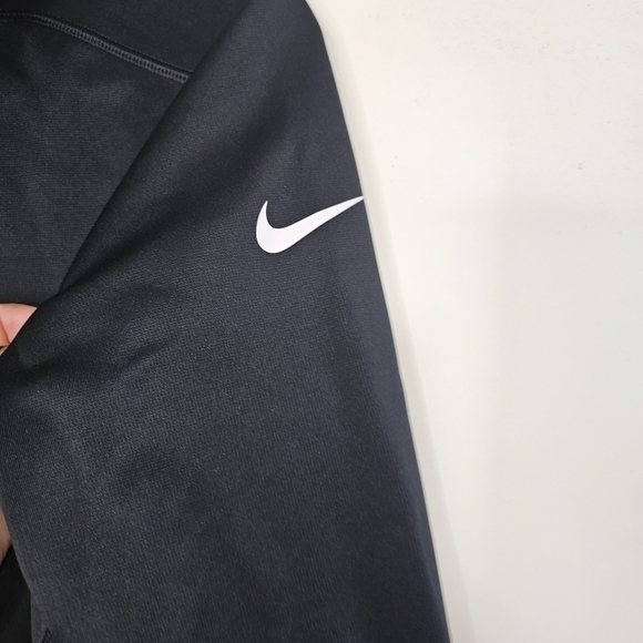 NIKE Men's Black Sweatshirt Hoodie Kangaroo pocket size Midium - Picture 3 of 11